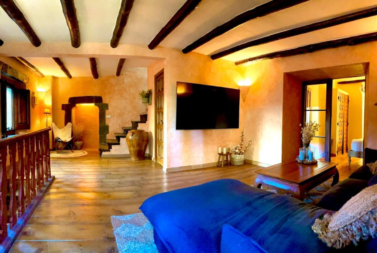 Autentica Casa Del Sxvii En La Costa Brava Cruilles Exterior photo